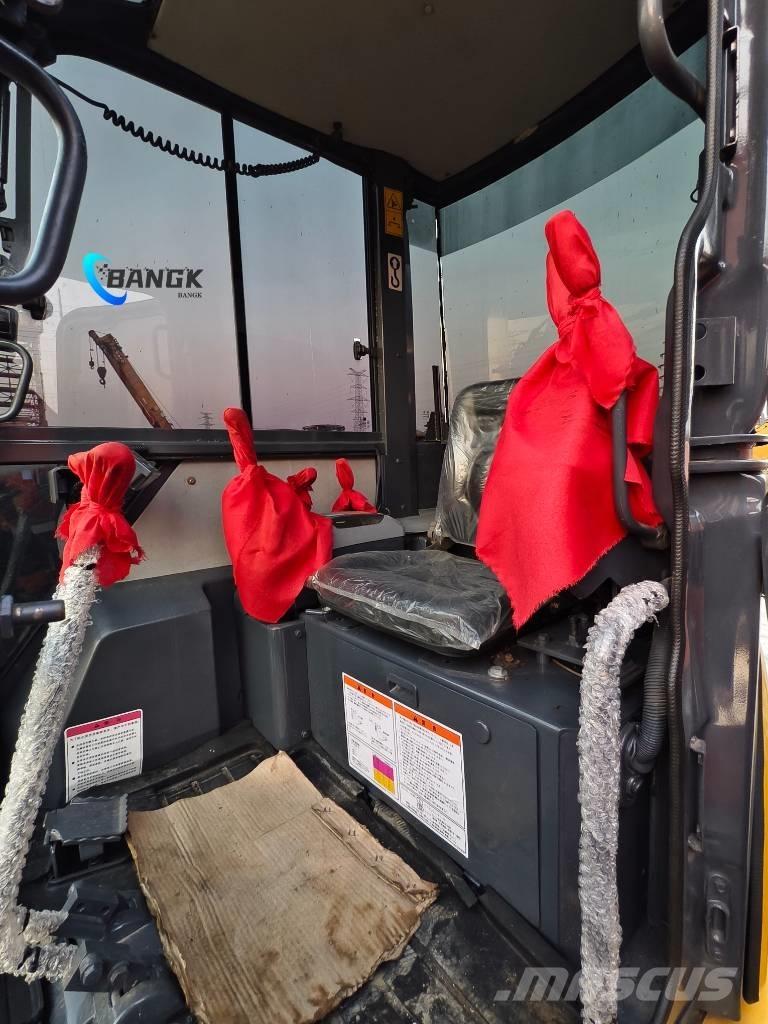 Komatsu PC 30MR Mini bagri <7t