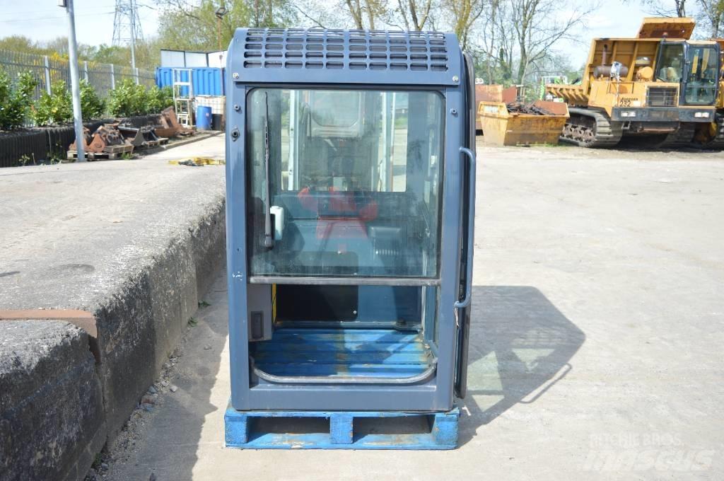 Hanix H 22 cab Mini bagri <7t