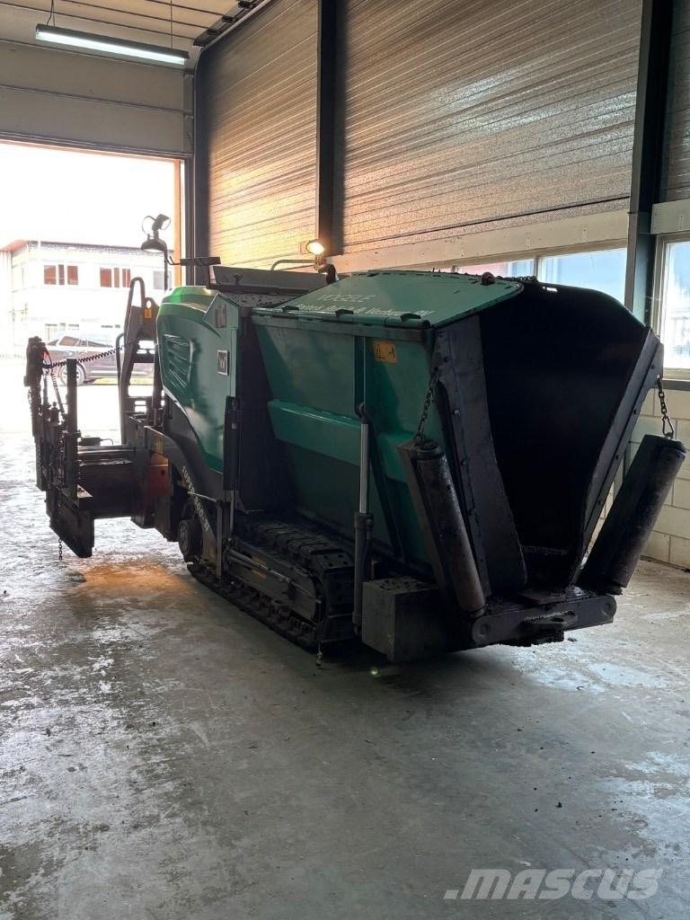 Vögele 800-3i Strgalci