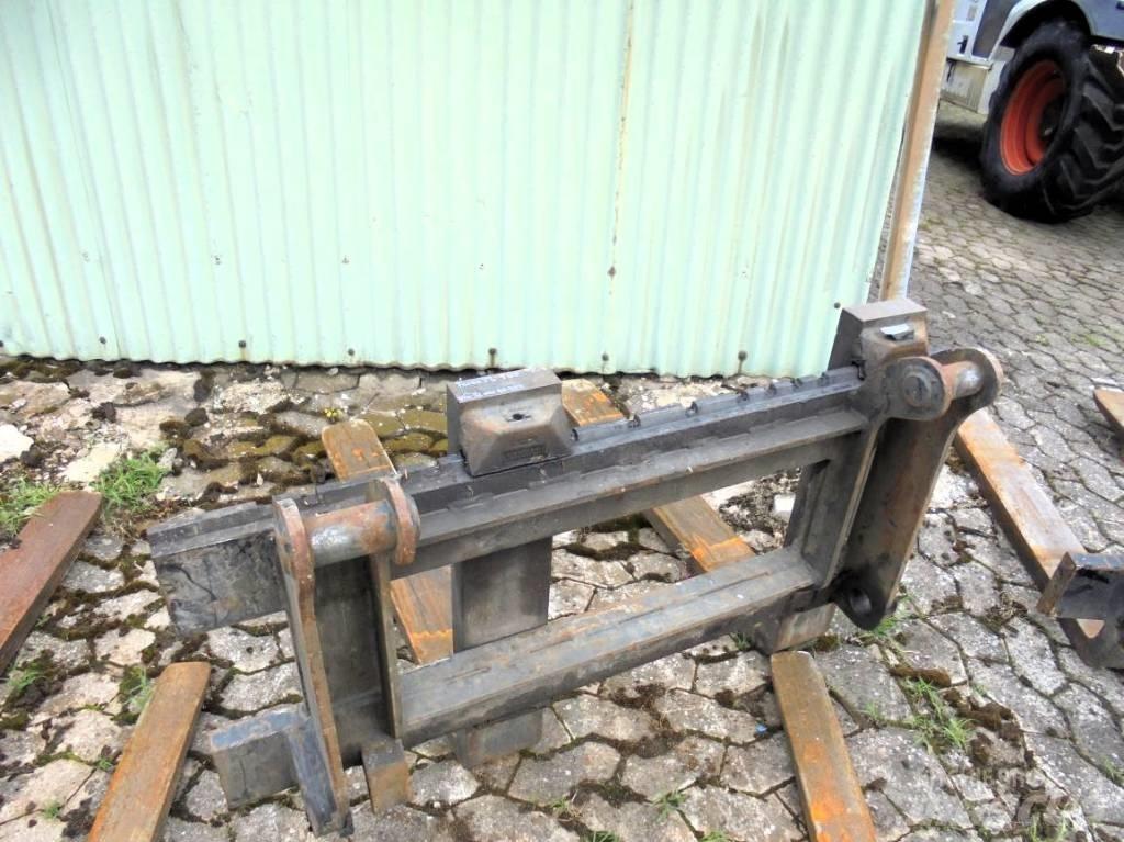 Terex TL 100 Kolesni nakladalci