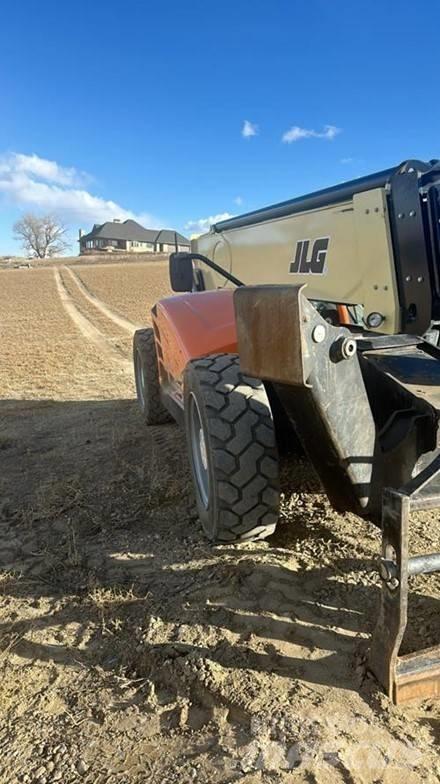JLG 1255 Teleskopski viličarji