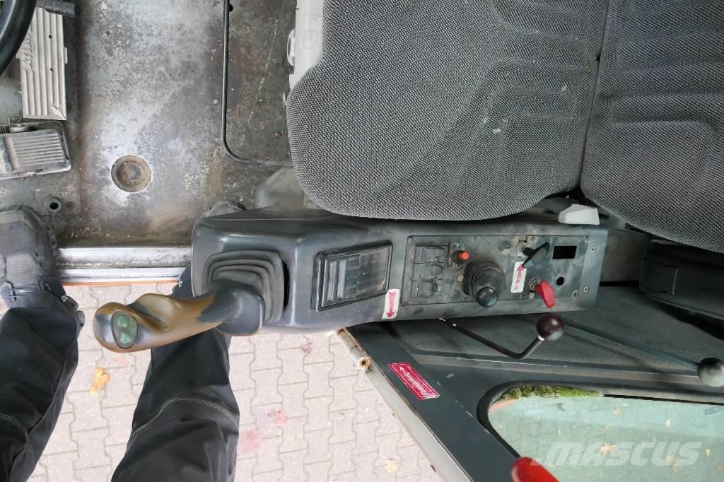 Atlas 1304 K Bagri na kolesih