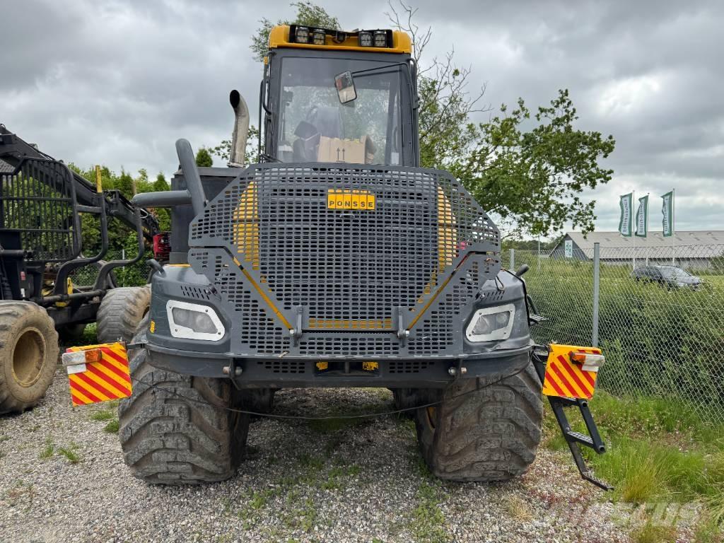 Ponsse Bear 8W Harvesterji