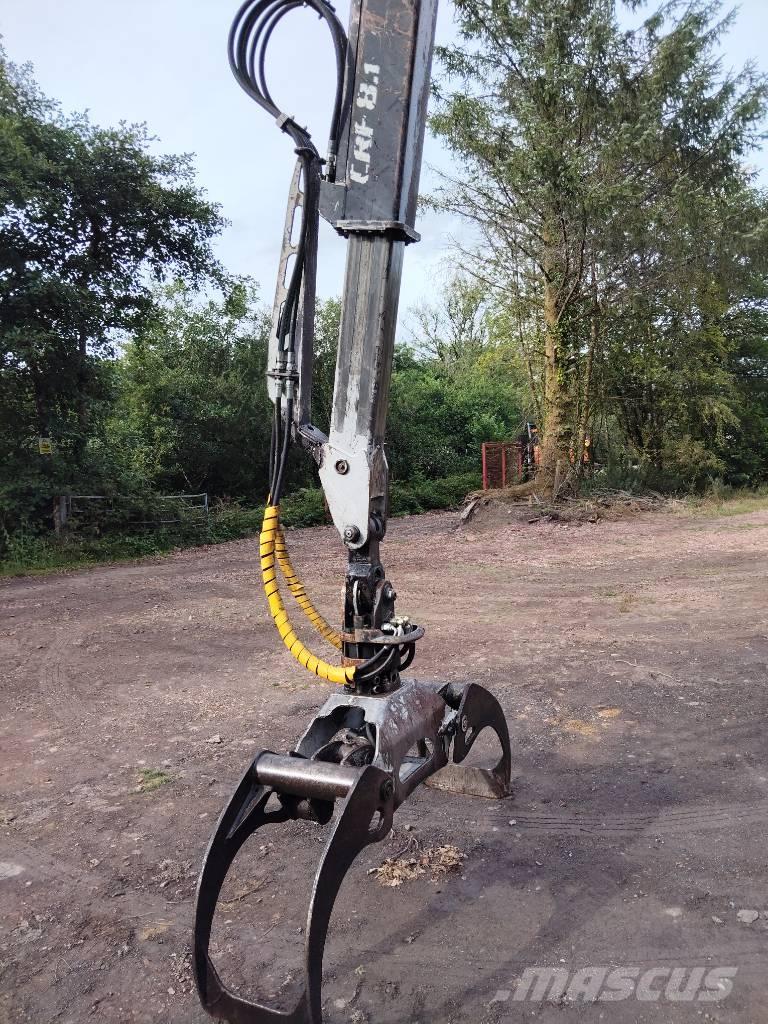 Komatsu 840 TX Forwarderji