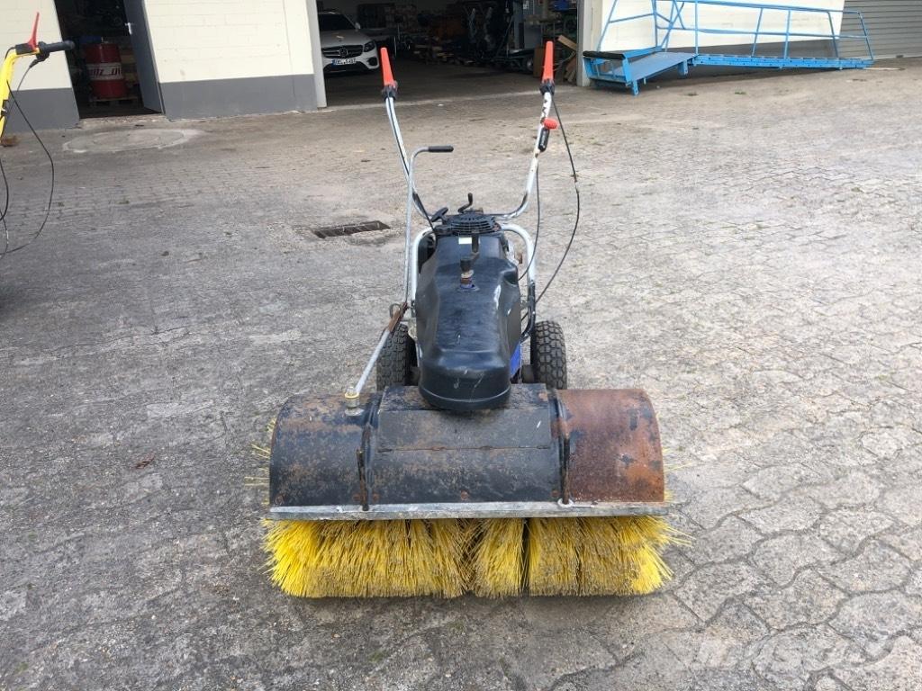 Iseki HK 80 PRO Cestni pometači