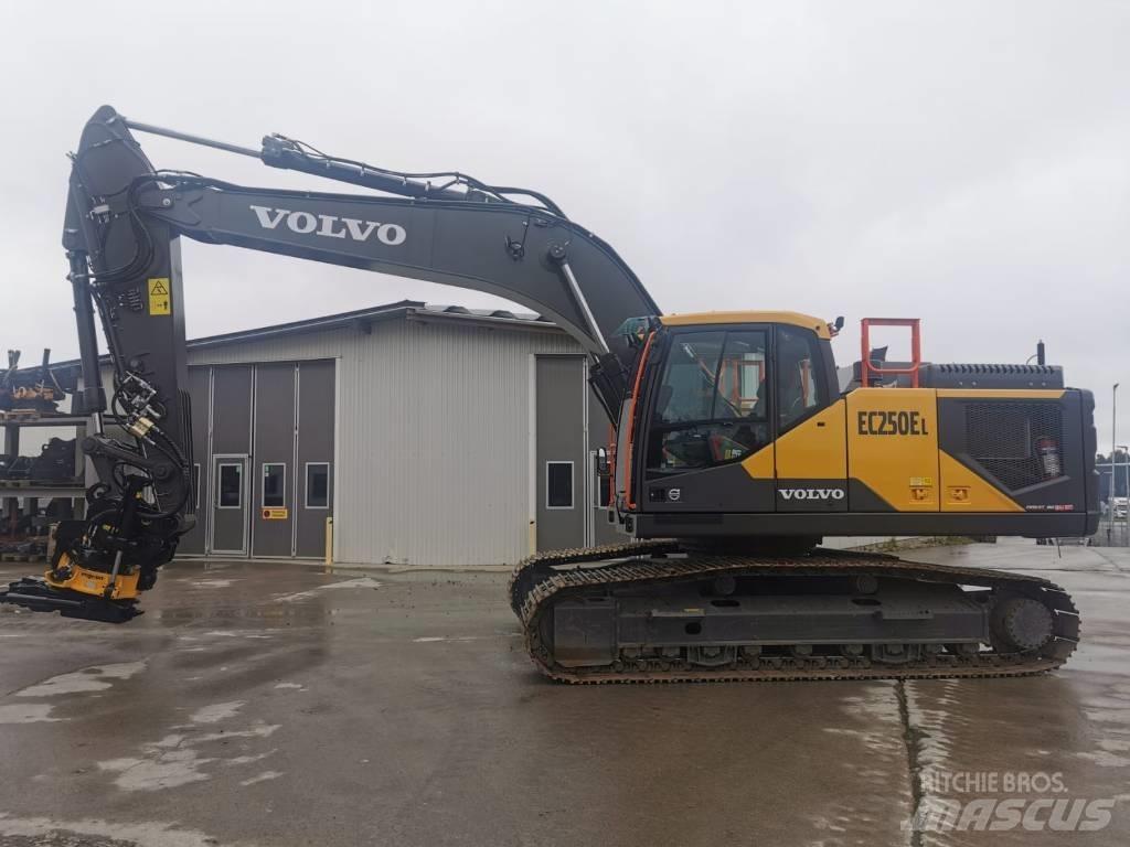 Volvo EC250EL Bagri goseničarji