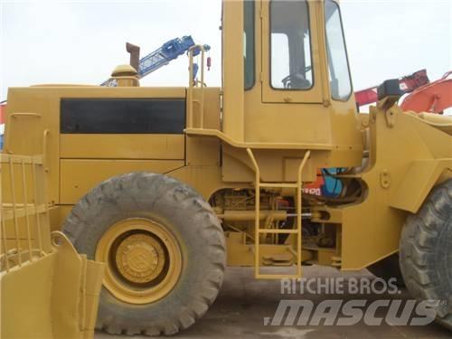 CAT 966 E Kolesni nakladalci