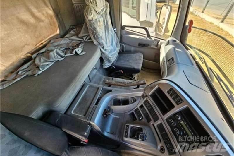 UD TRUCKS QUON Drugi tovornjaki