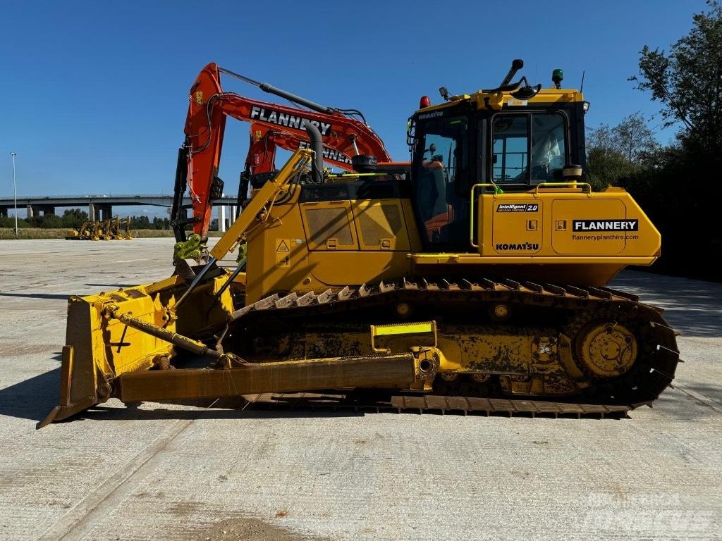 Komatsu D 65 PXi Buldožerji goseničarji