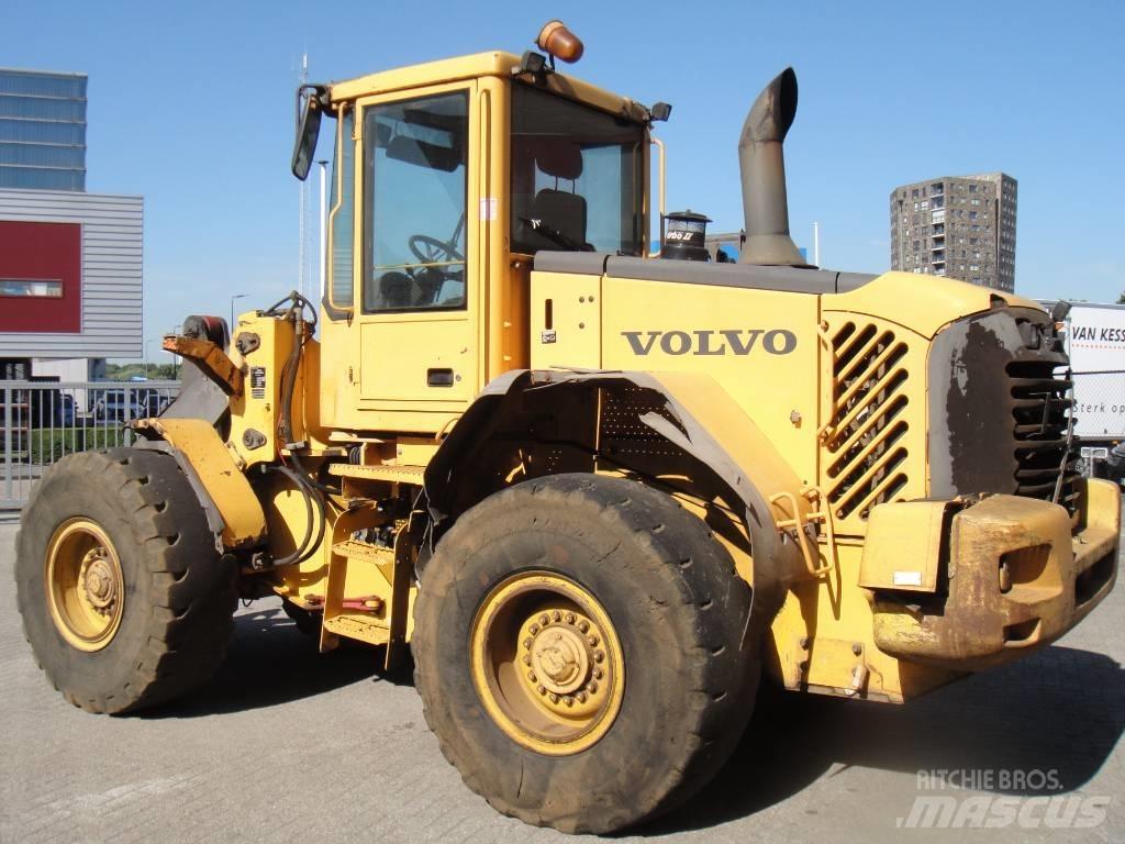 Volvo L 90 E Kolesni nakladalci