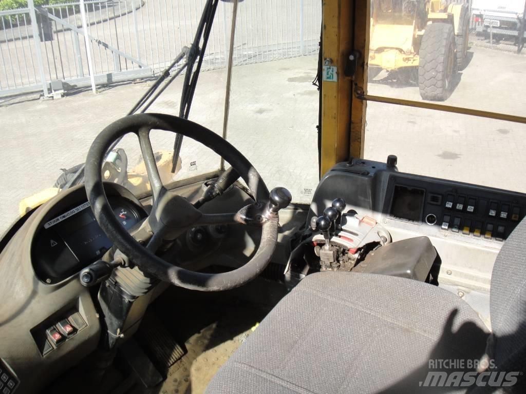 Volvo L 90 E Kolesni nakladalci