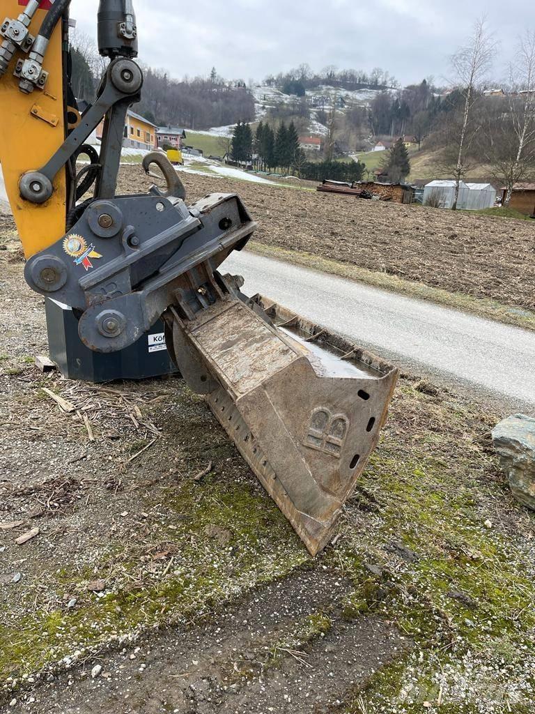Liebherr A 916 Bagri na kolesih