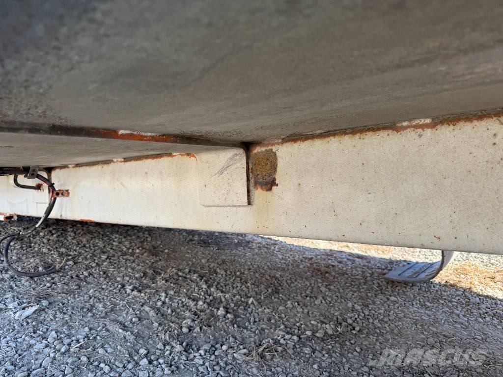  Leach Alpha III Komunalni tovornjaki