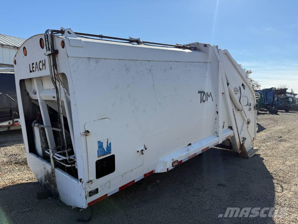  Leach Alpha III Komunalni tovornjaki