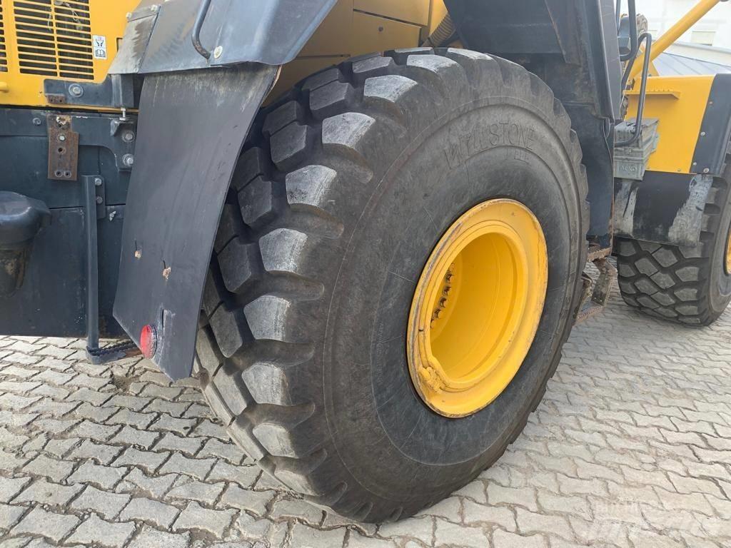 Komatsu WA 470-6 Kolesni nakladalci
