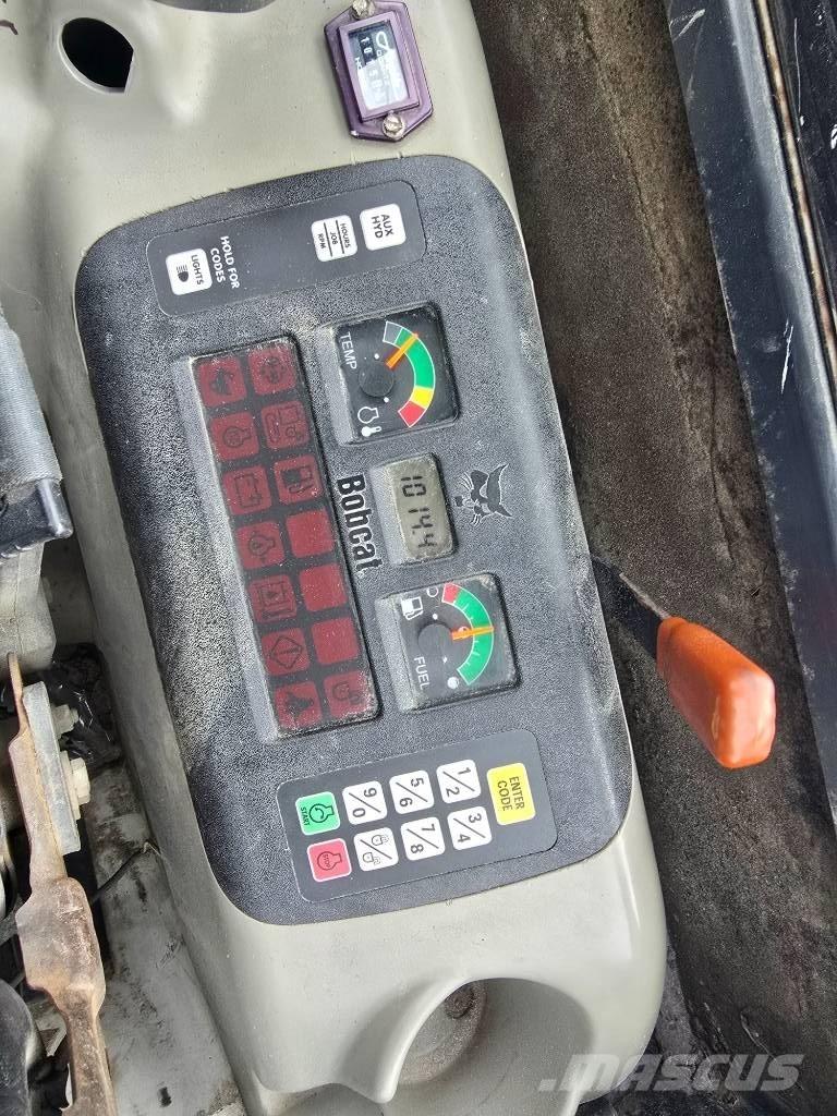 Bobcat 334G Mini bagri <7t