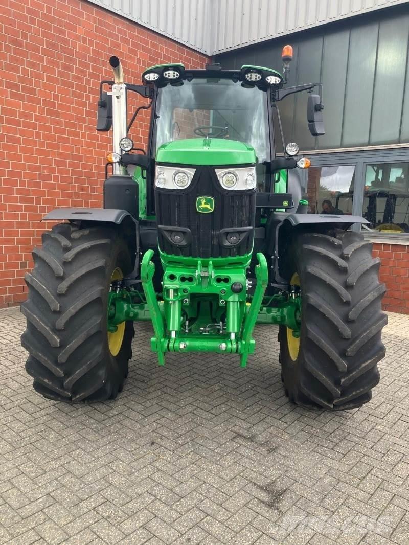 John Deere 6195M Traktorji