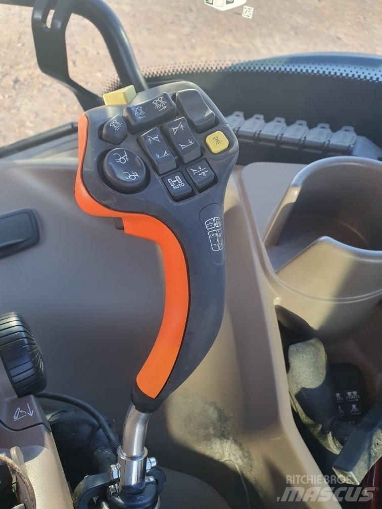 John Deere R975 i Vlečne škropilnice