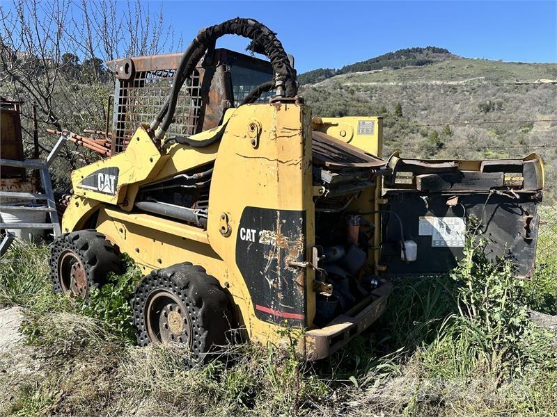 CAT 248 Skid steer mini nakladalci