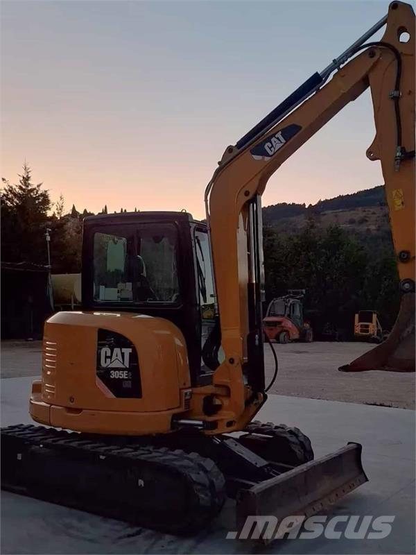 CAT 305CCR Mini bagri <7t