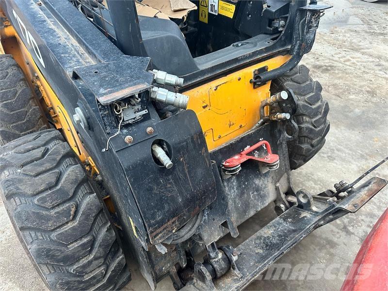 JCB 170HF Skid steer mini nakladalci
