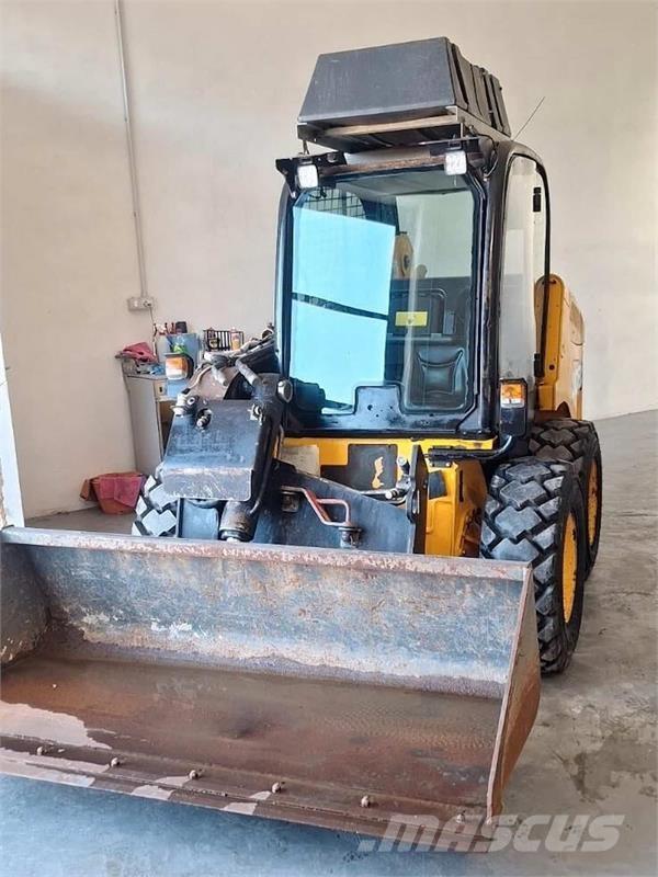 JCB 190HF Skid steer mini nakladalci