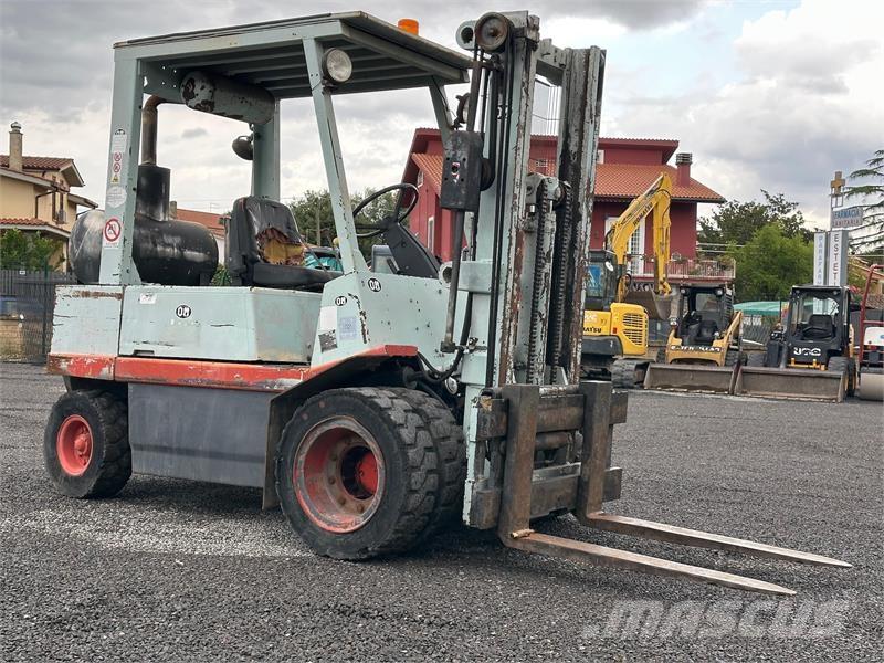 OM DI35C Viličarji - drugo