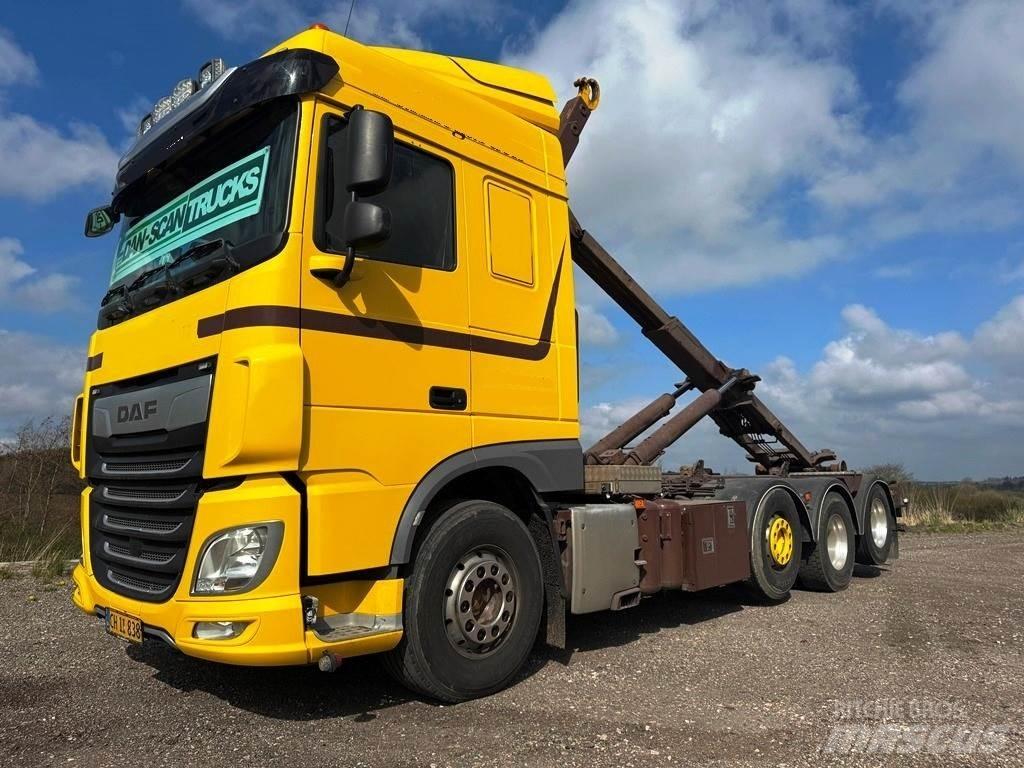 DAF XF 530 8x2-*4 Kotalni prekucni tovornjaki