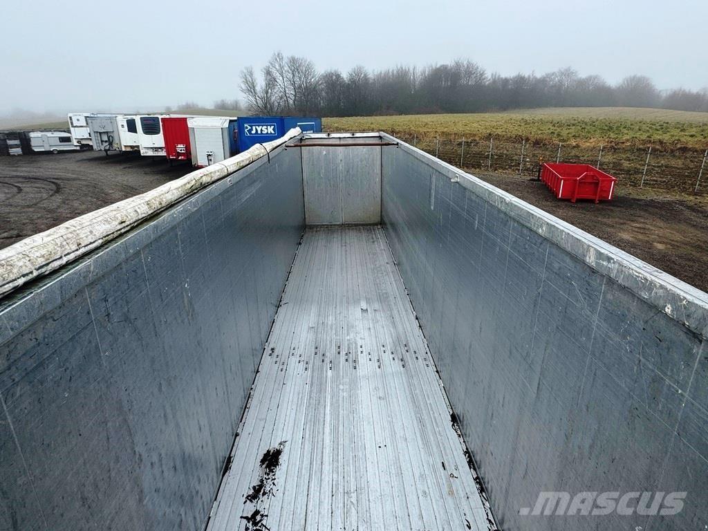 Kel-Berg 4 aksl. Polprikolice za žagovino