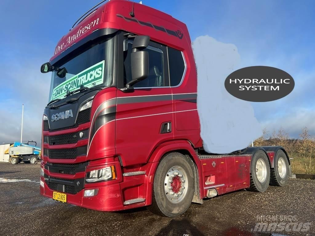 Scania R650 6x4 Vlačilci