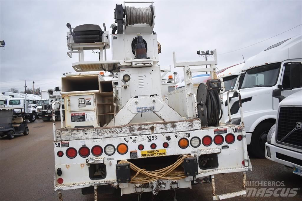 Altec D2045TR Mobilni vrtalni tovornjaki