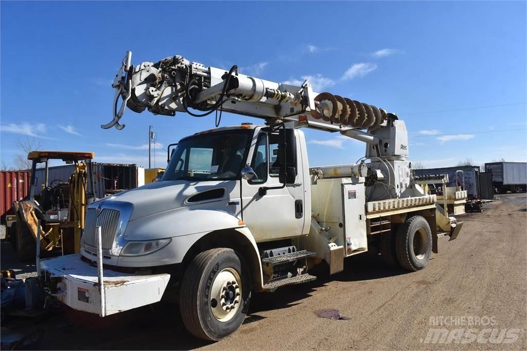 Altec D2045TR Mobilni vrtalni tovornjaki