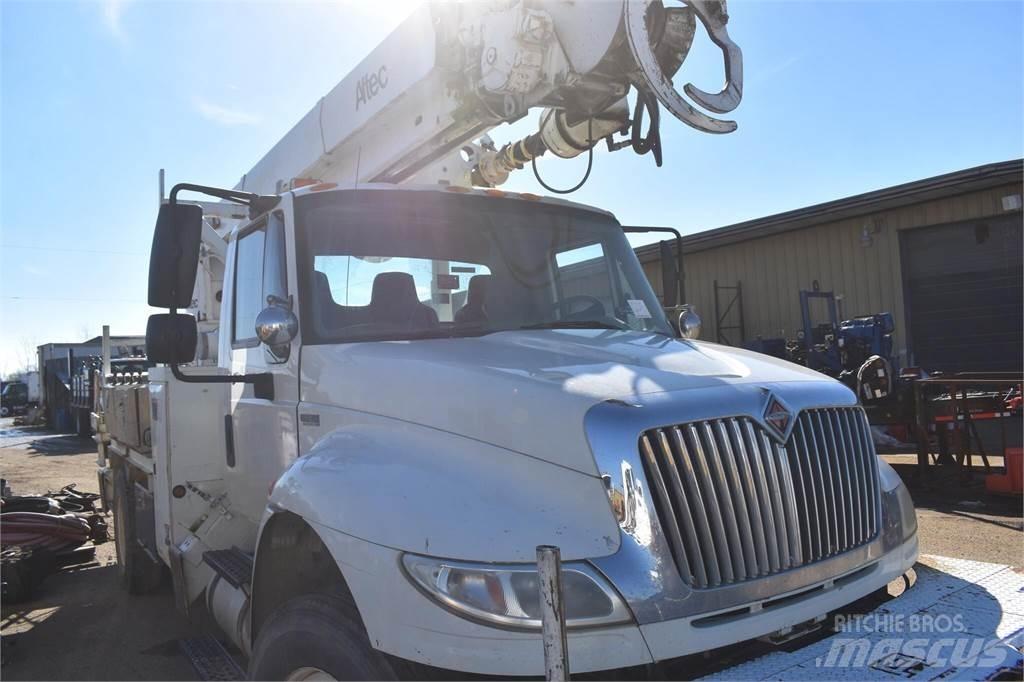 Altec D2045TR Mobilni vrtalni tovornjaki