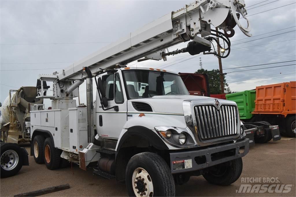 Altec D3060ATR Mobilni vrtalni tovornjaki