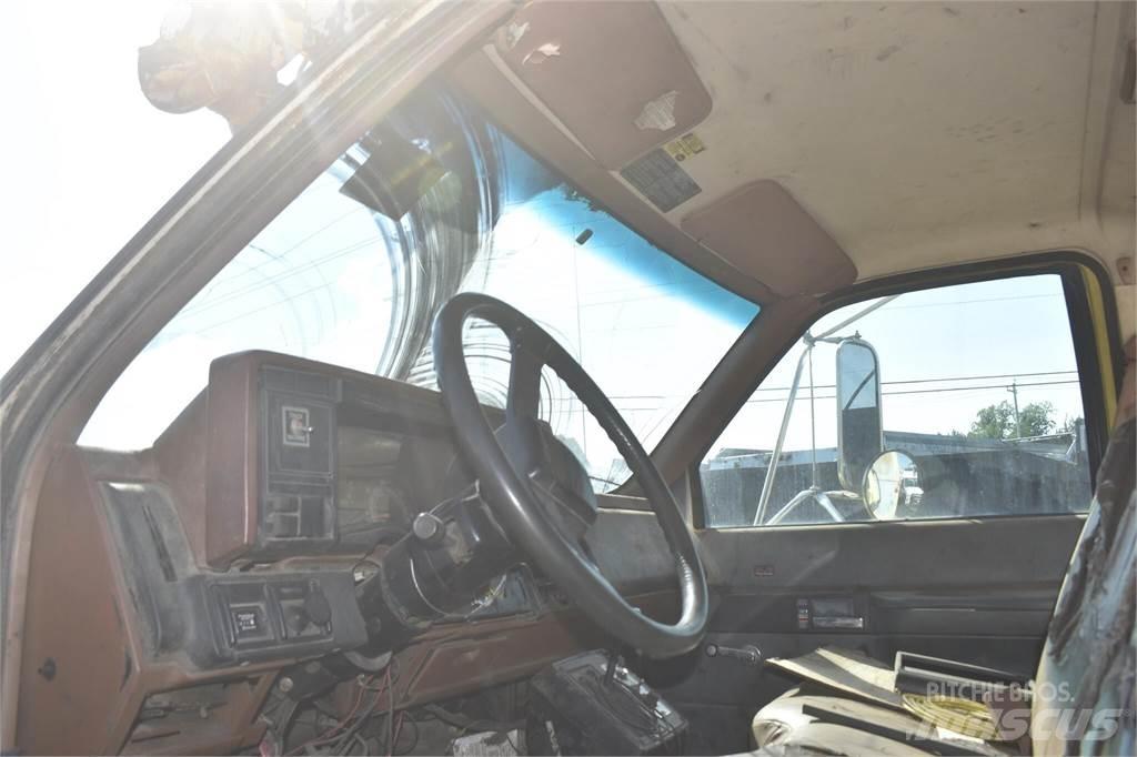 Altec D842ATR Mobilni vrtalni tovornjaki