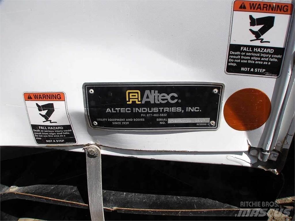 Altec DC47TR Mobilni vrtalni tovornjaki