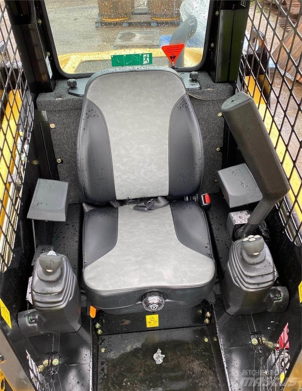 ASV POSI-TRACK RT40 Skid steer mini nakladalci