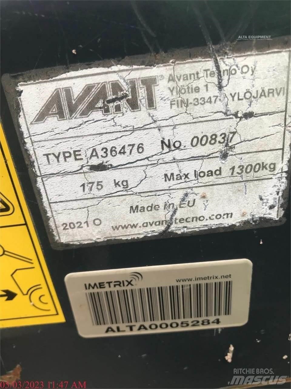 Avant 755I Kolesni nakladalci