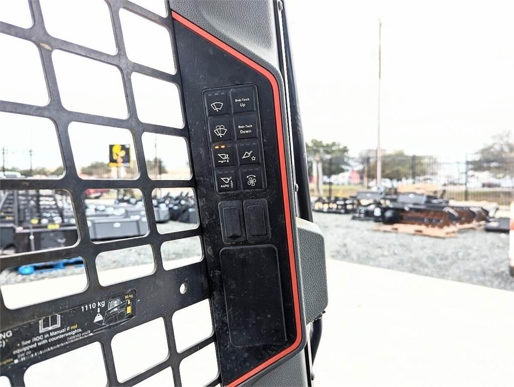 Bobcat T66 Skid steer mini nakladalci