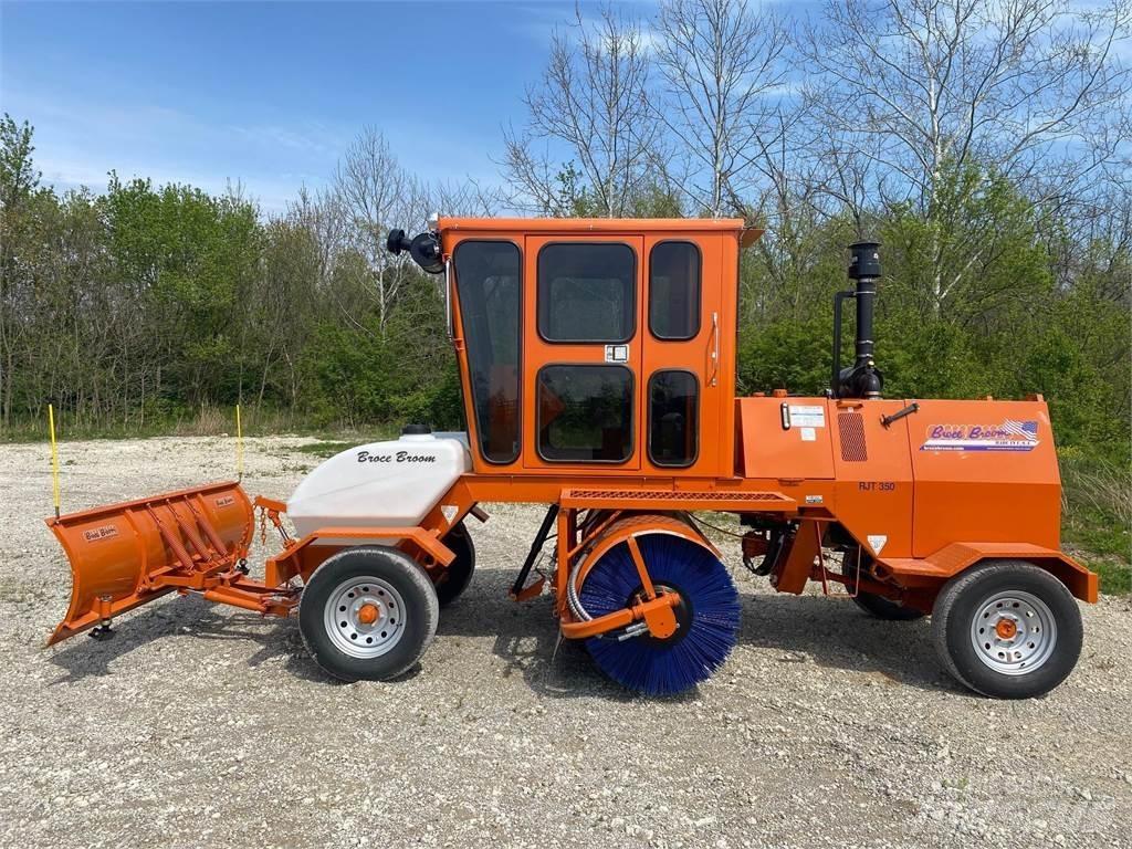 Broce RJT350 Cestni pometači