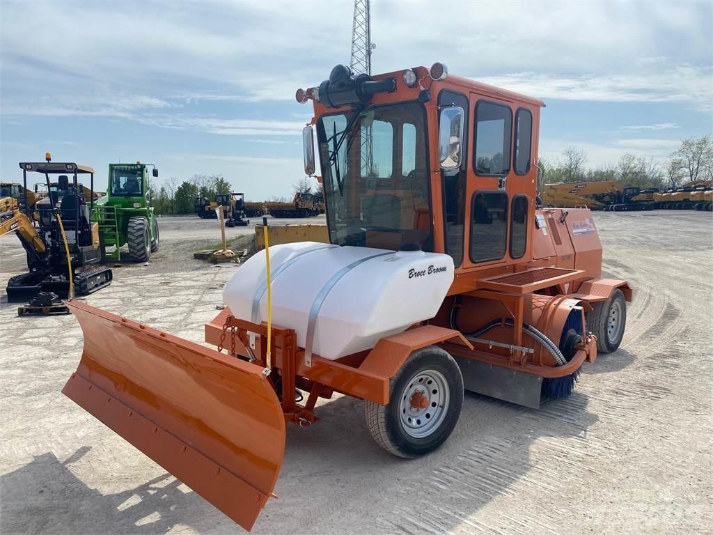 Broce RJT350 Cestni pometači
