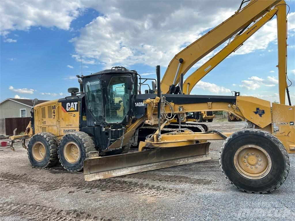 CAT 140M3 Grederji