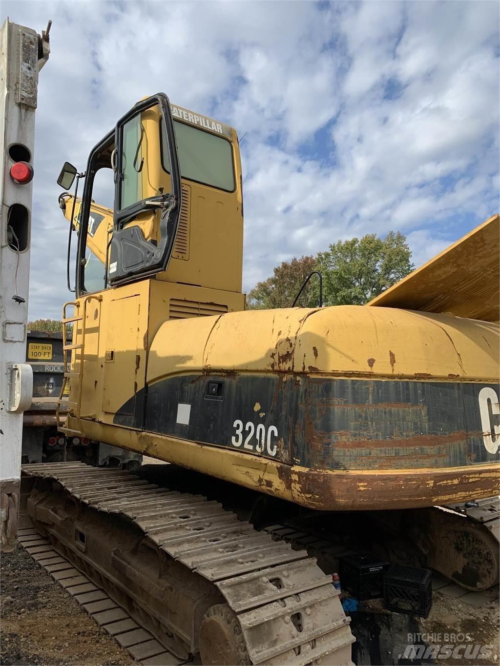 CAT 320C Bagri goseničarji