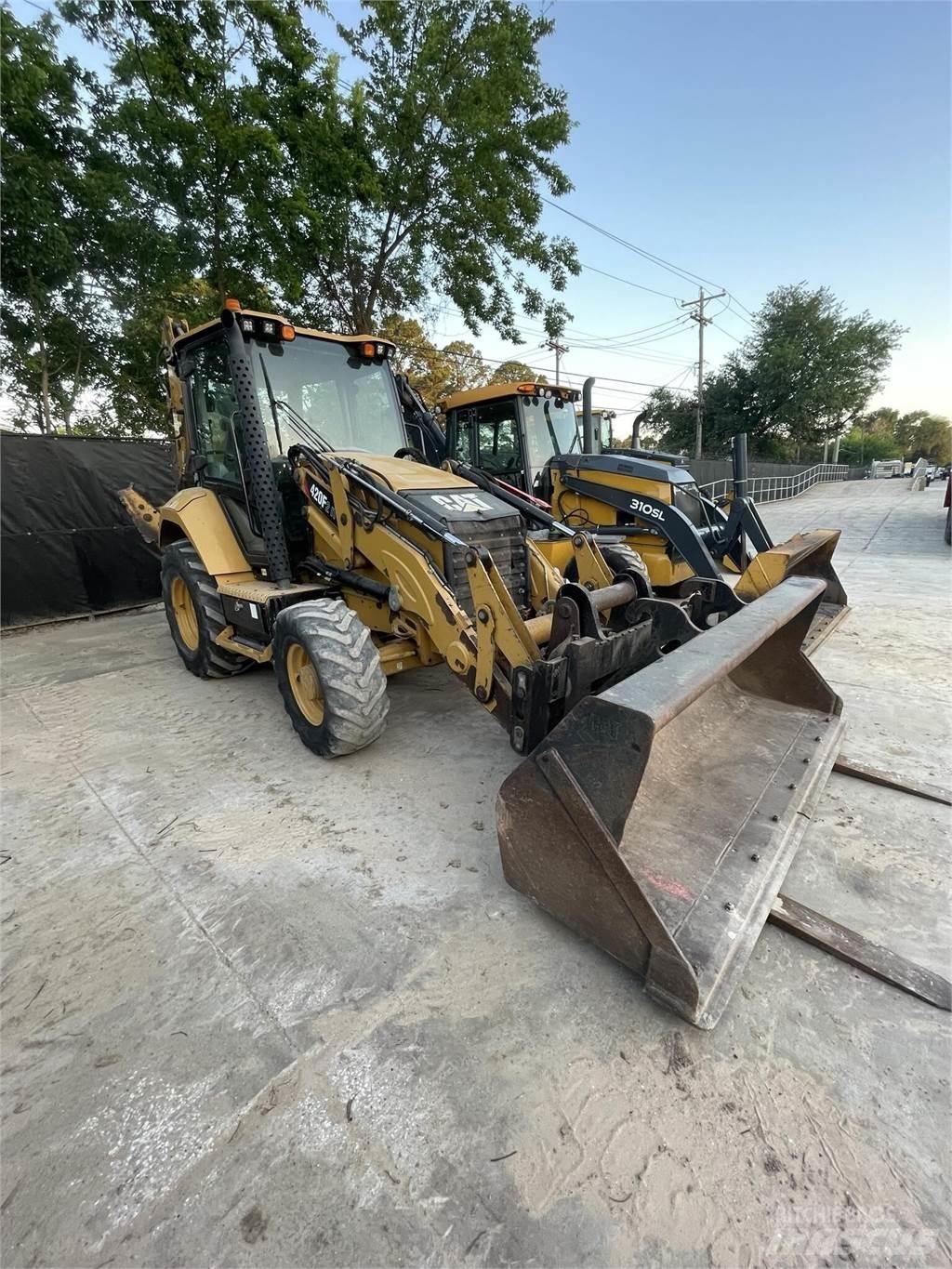 CAT 420F2 IT Rovokopači
