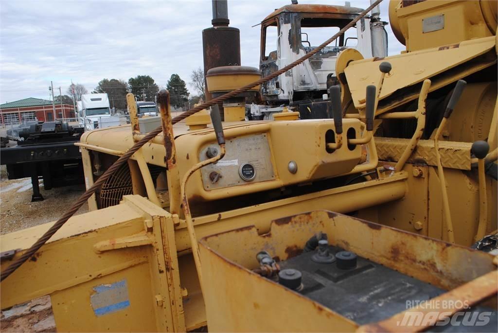CAT 561C Buldožerji za polaganje cevi
