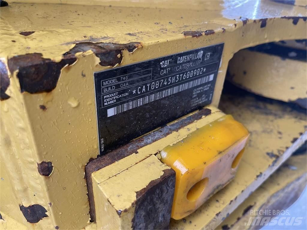 CAT 745 Zglobni demperji