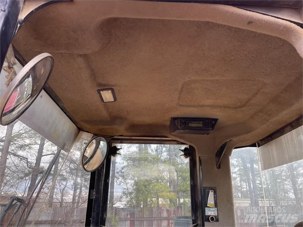 CAT 938G Kolesni nakladalci