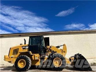 CAT 938M Kolesni nakladalci