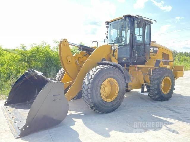 CAT 938M Kolesni nakladalci