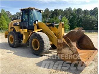 CAT 950M Kolesni nakladalci